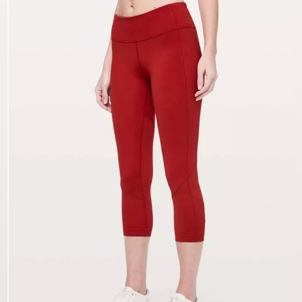 NWT $88 Pace Rival 22” Crop DKRD Dark Red